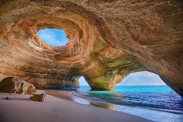 Praia da Marinha no Algarve