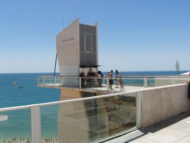 Elevador para a Praia do Túnel