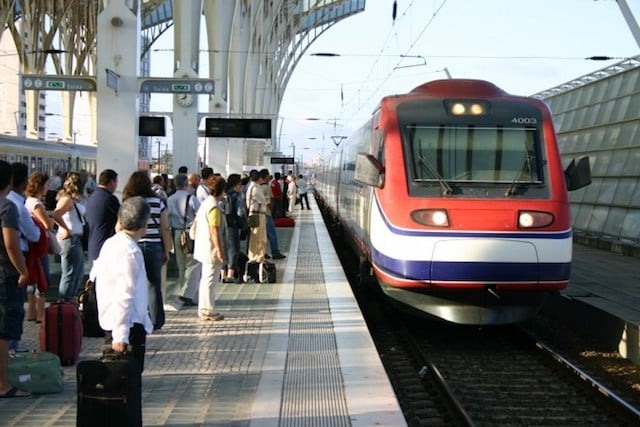 Trem Alfa Pendular em Lisboa