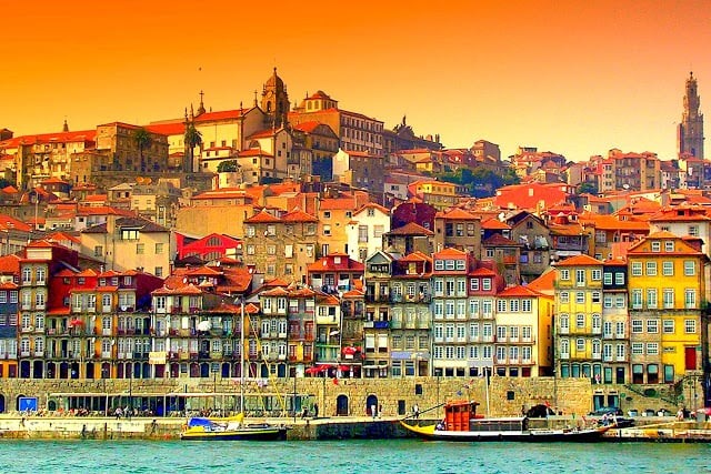 Passeio de barco pelo Rio Douro em Porto