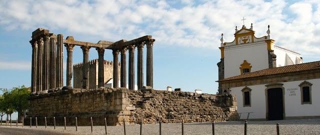 Templo Romano em Évora