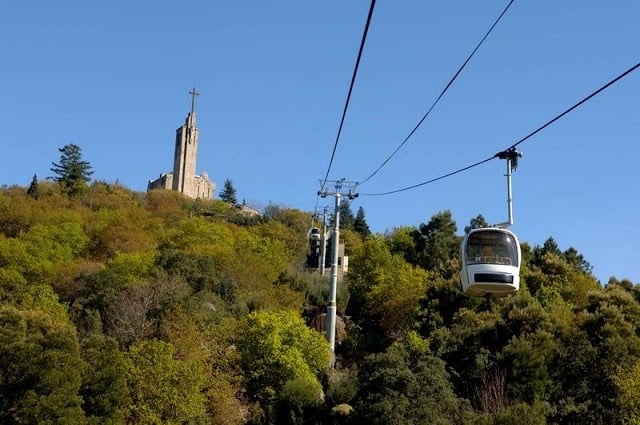 Teleférico e Nossa Senhora do Carmo da Penha