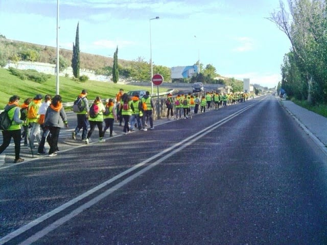 Estrada para Fátima - peregrinos