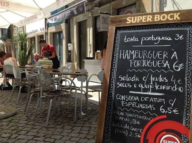 Parte Externa do Mercado da Saudade em Braga