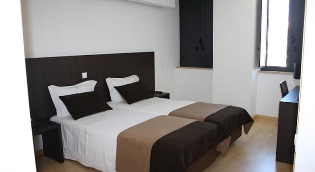 Hotel Vitória em Coimbra - quarto