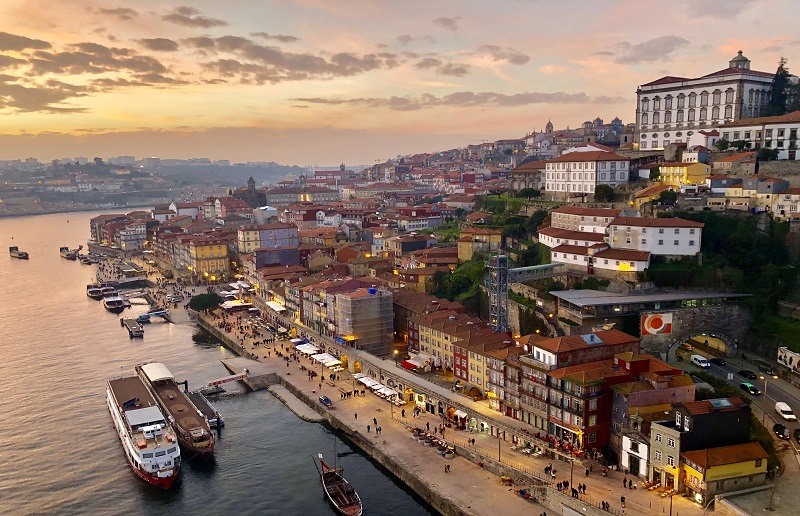 Vista aérea da cidade do Porto