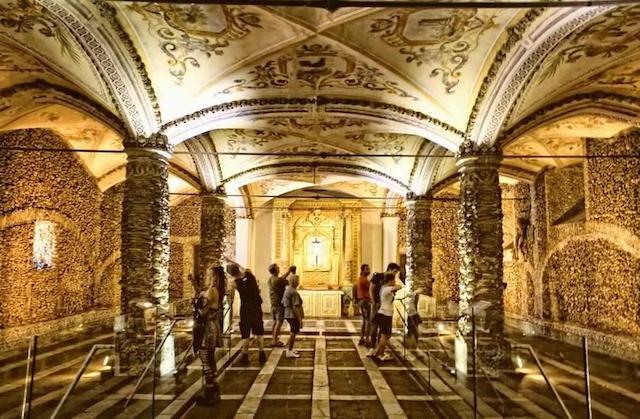 Capela dos Ossos de Évora - detalhes