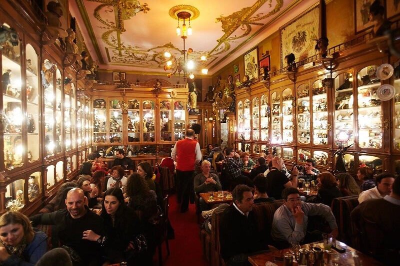 Pavilhão Chinês em Lisboa