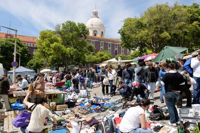  Feira da Ladra em Lisboa