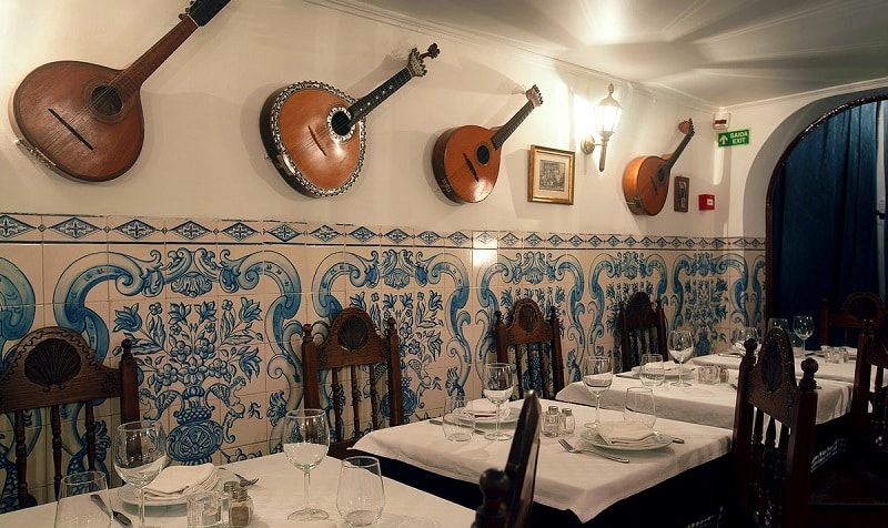 Fado na Parreirinha de Alfama