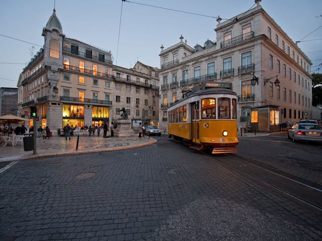 Chiado à noite