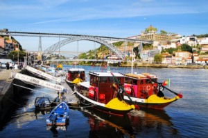 Barquinhos na Ribeira