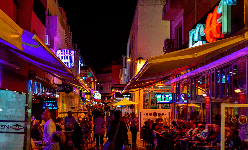 Noite em Faro, Algarve