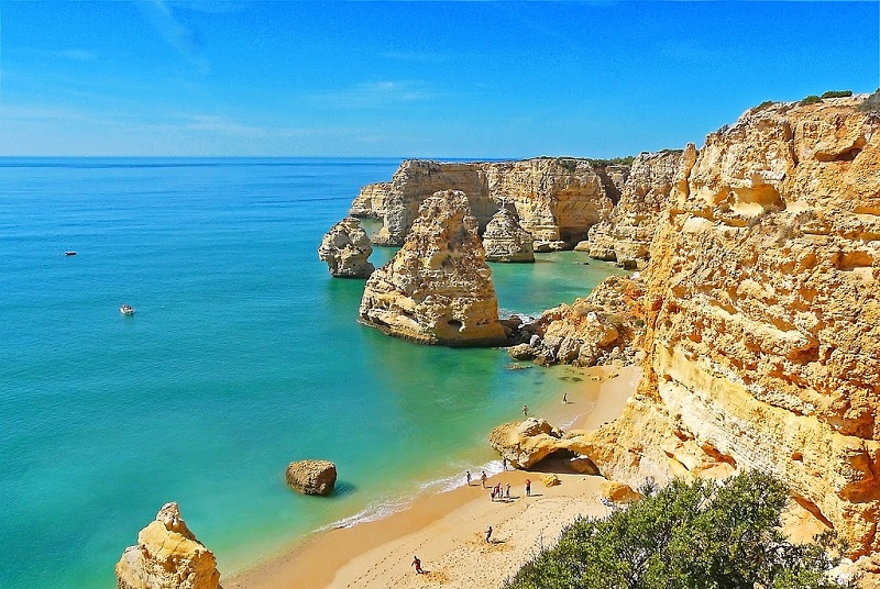 Praia da Marinha no Algarve