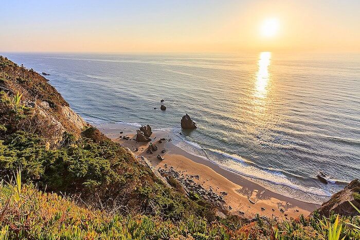 Praia da Adraga em Sintra