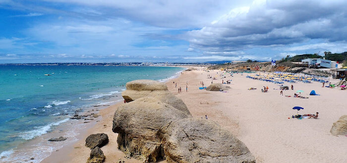 Praia de Melides em Setúbal - serviços