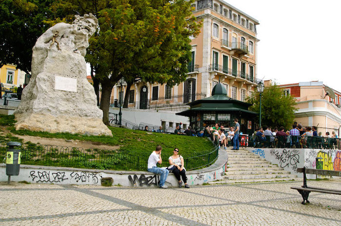 Adamastor - Miradouro de Santa Catarina em Lisboa