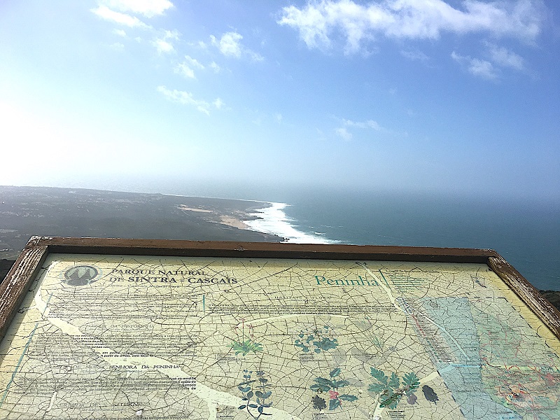 Placa com infirmações da Capela de Nossa Senhora da Penha em Sintra