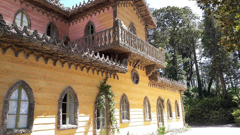 Varanda do Chalet da Condessa D'Edla em Sintra