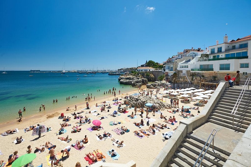 Praia de Cascais, em Portugal