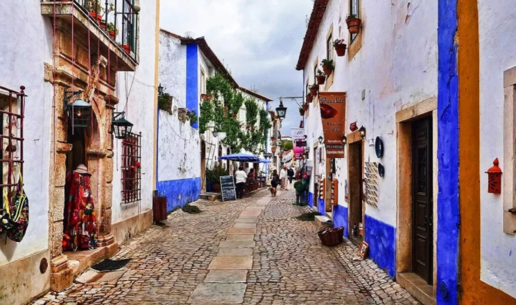 Rua Direita, Óbidos