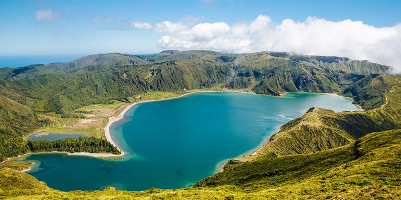 Passear pela Lagoa do Fogo